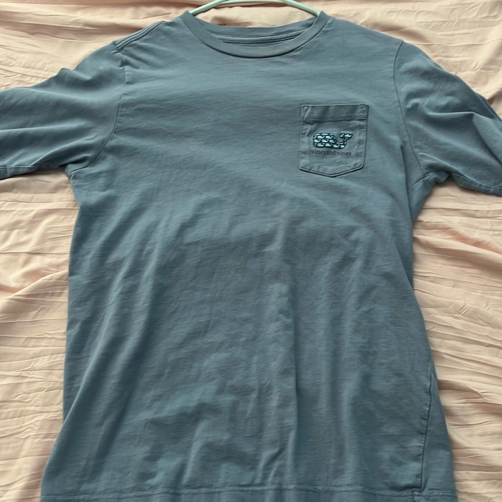 Men’s Whale Fill Pocket T- Shirt - Vineyard Vines